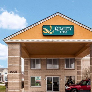 Hotel Quality Inn Aurora cazare Aurora