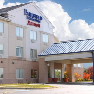 Hotel Fairfield Inn & Suites Chicago St. Charles cazare St. Charles