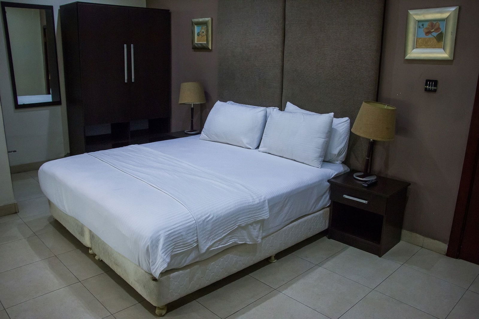 Hotel Chelsea Suites Annex