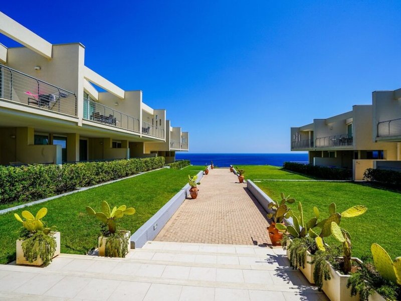 Hotel 19 Summer Suites