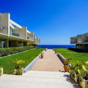 Hotel 19 Summer Suites cazare Santa Cesarea Terme