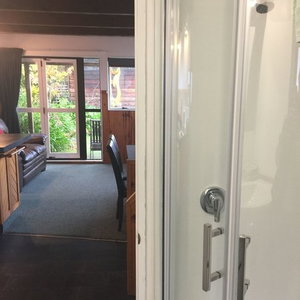 Hotel Grafton Cottage And Chalets cazare Thames