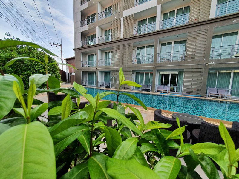 Hotel Retreat By The Tree Pattaya