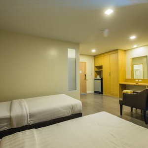 Hotel Innara Hotel cazare Chon Buri