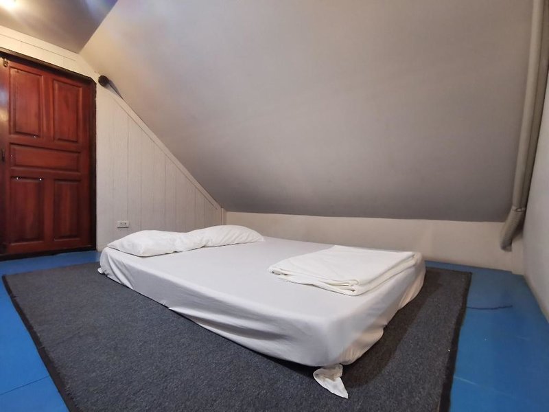 Hotel Baanlanna Resort