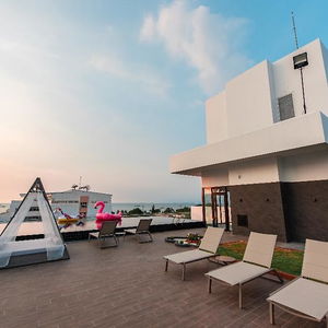 Sejur Blackwoods Hotel Pattaya vacanta Nong Prue