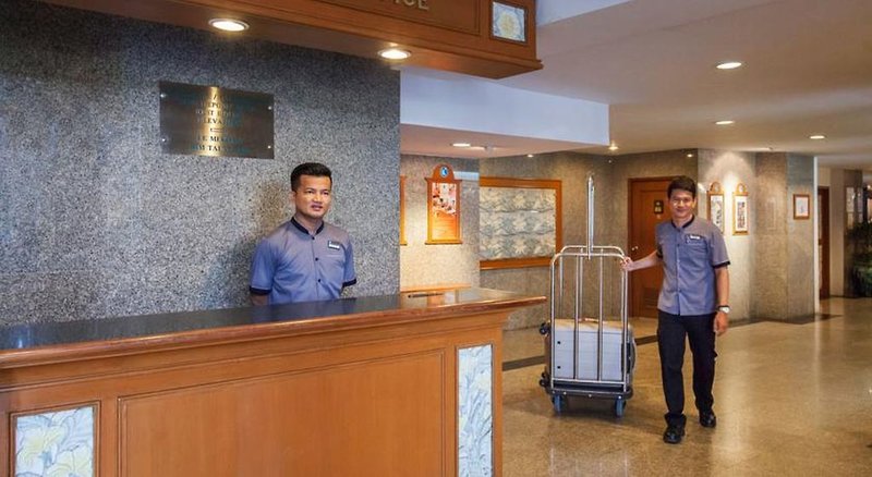 Hotel Cholchan Pattaya Resort