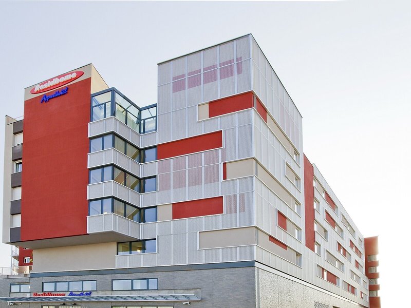 Hotel Residhome Nanterre La Défense