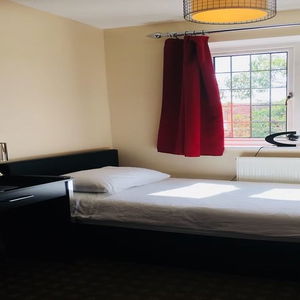 Hotel Bianca's House Hotel Heathrow Airport cazare Slough