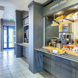 Sejur B&B Hotel Orgeval vacanta Orgeval