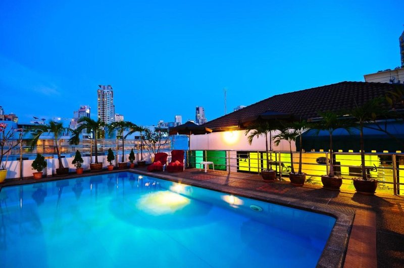 Hotel Admiral Suites Bangkok By Compass Hospitality