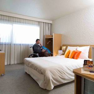 Hotel Novotel Bourges cazare Le Subdray