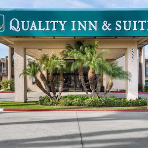 Hotel Quality Inn & Suites Buena Park Anaheim cazare Buena Park