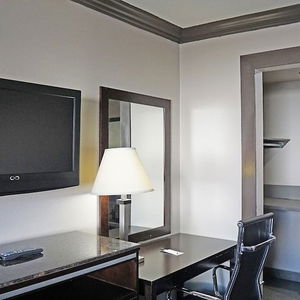 Hotel Hawthorne Plaza Inn cazare Hawthorne