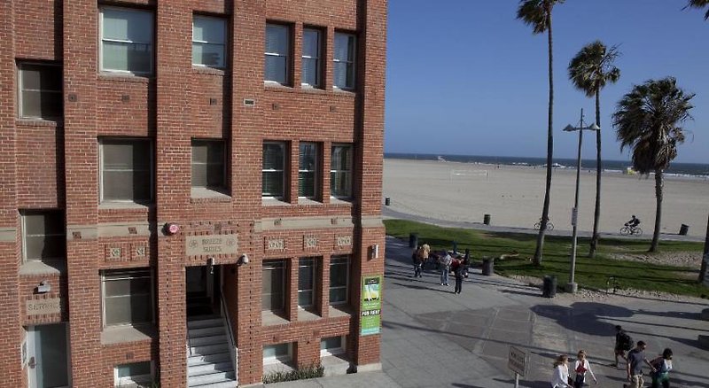 Hotel Venice Breeze Suites