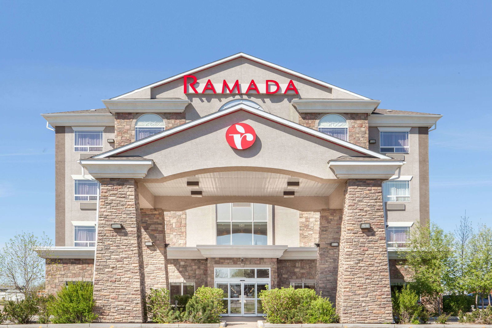 Hotel Ramada By Wyndham Brooks