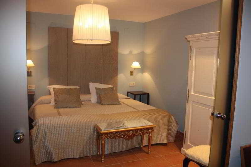 Hotel Patilla Ciudad De Requena