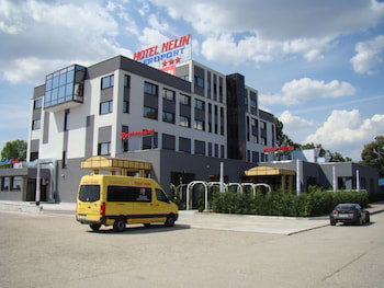 Hotel Helin Airport