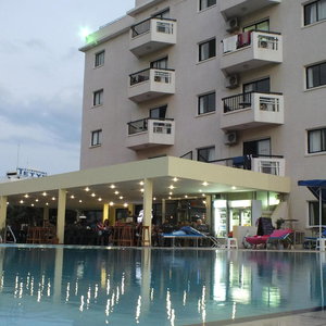 Hotel Livas Hotel Apartments cazare Ayia Napa