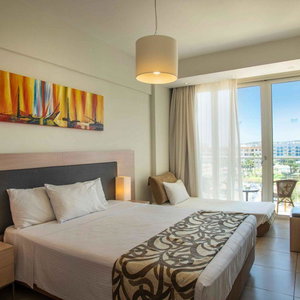 Hotel Pernera Beach Hotel cazare Ayia Napa