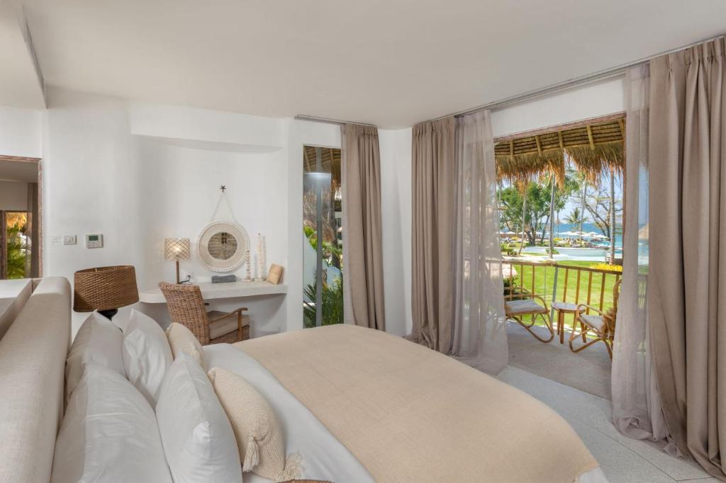 Eden Beach Khao Lak Resort And Spa