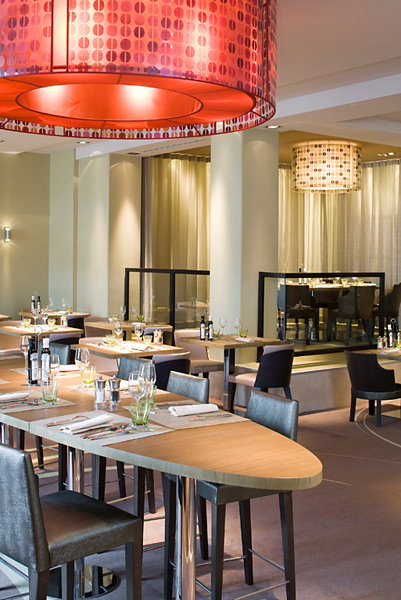 Le Louis Versailles Château Hotel - Mgallery