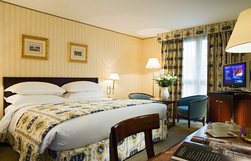 Le Louis Versailles Château Hotel - Mgallery