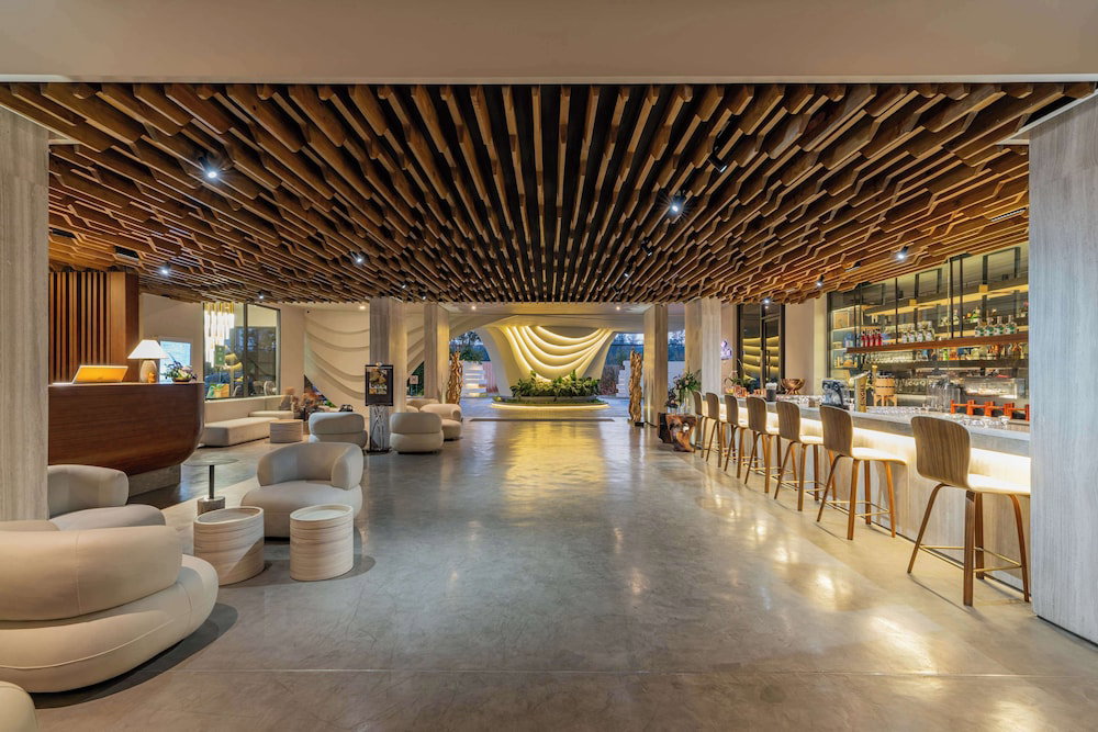 La Green Hotel And Residence