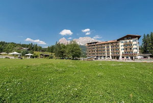 Hotel Villa Argentina cazare Cortina d'Ampezzo