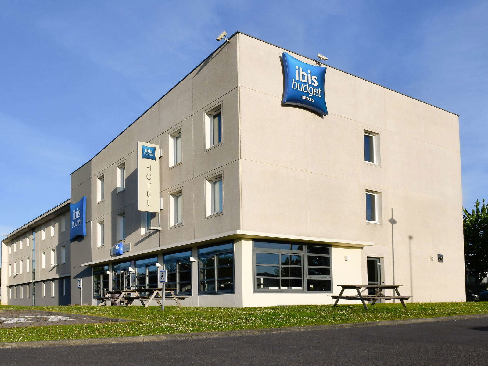 Hotel Ibis Budget Caen Porte De Bretagne