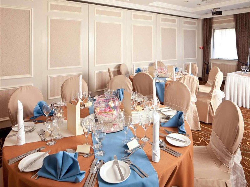 Mercure Livingston Hotel