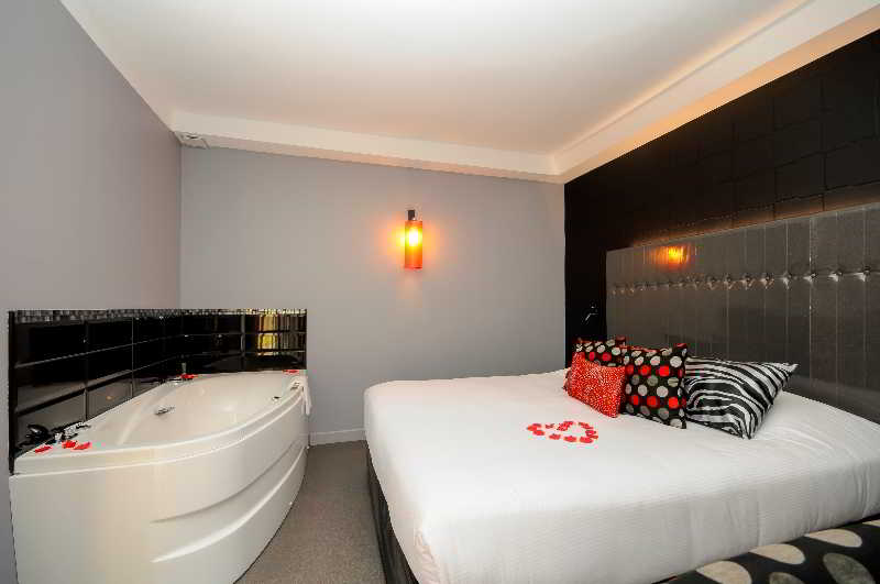 Nyx Hotel
