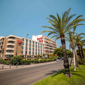 Sejur Hôtel Ibis Nice Aéroport Promenade vacanta Nice