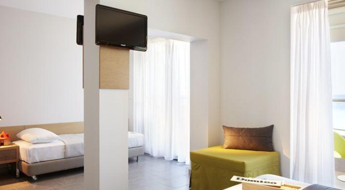 Hotel Margarita Sea Side Hotel