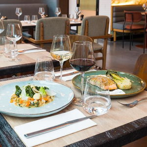 Sejur Hotel The Originals Paris Maison Montmartre vacanta Arkansas