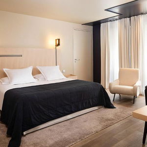 Sejur Hotel De Nell vacanta Paris