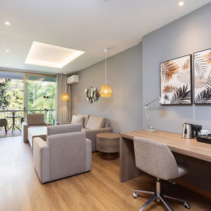 Hotel Colón Rambla cazare Goa