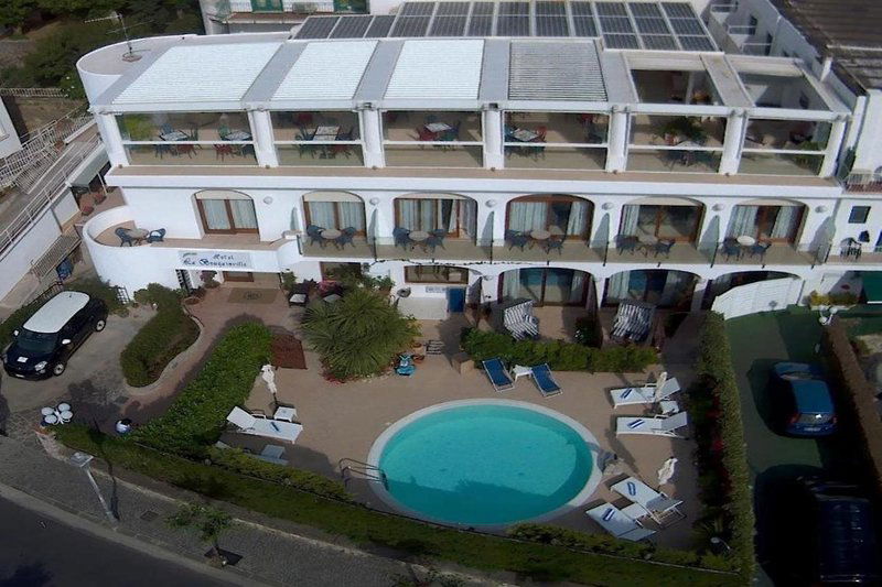 Hotel Capri Bougainville