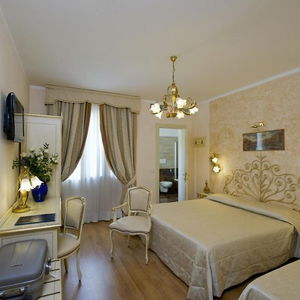 Sejur Viktoria Palace vacanta Veneția