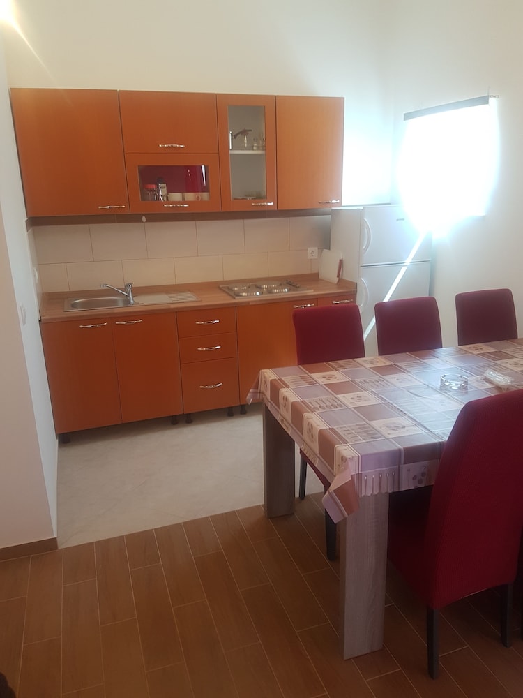 Hotel Apartments Zova