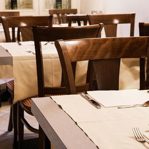 Sejur Hotel Embassy Florence vacanta Mississippi