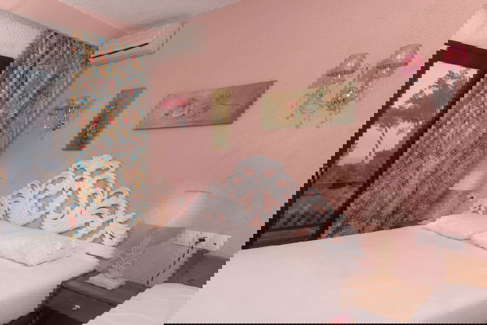 Hotel Leandros Hotel