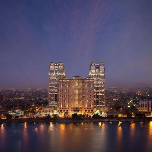 Hotel Fairmont Nile City cazare Clinton