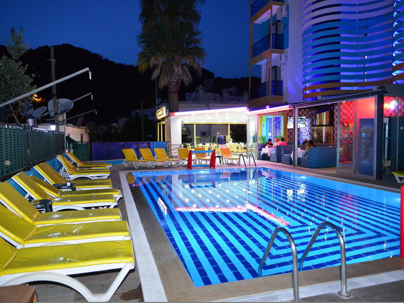 Yade Luxe Hotel