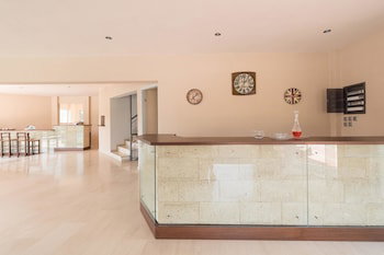 dal travel Maritina Apartments