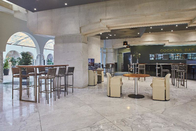 Hotel Silken Al-Andalus Palace