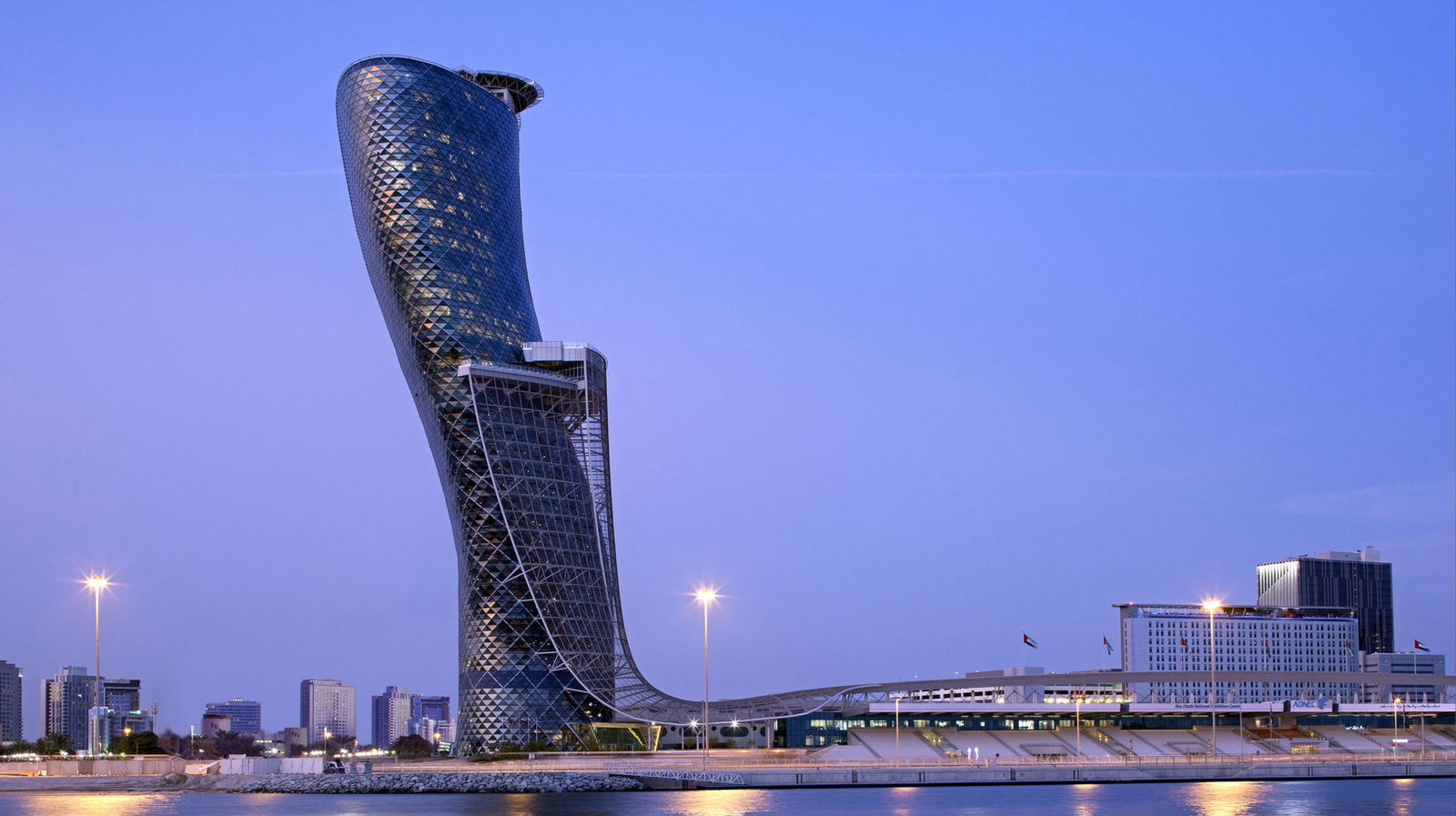 Hotel Andaz Capital Gate Abu Dhabi