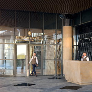 Hotel Intercontinental Residences Abu Dhabi cazare Abu Dhabi