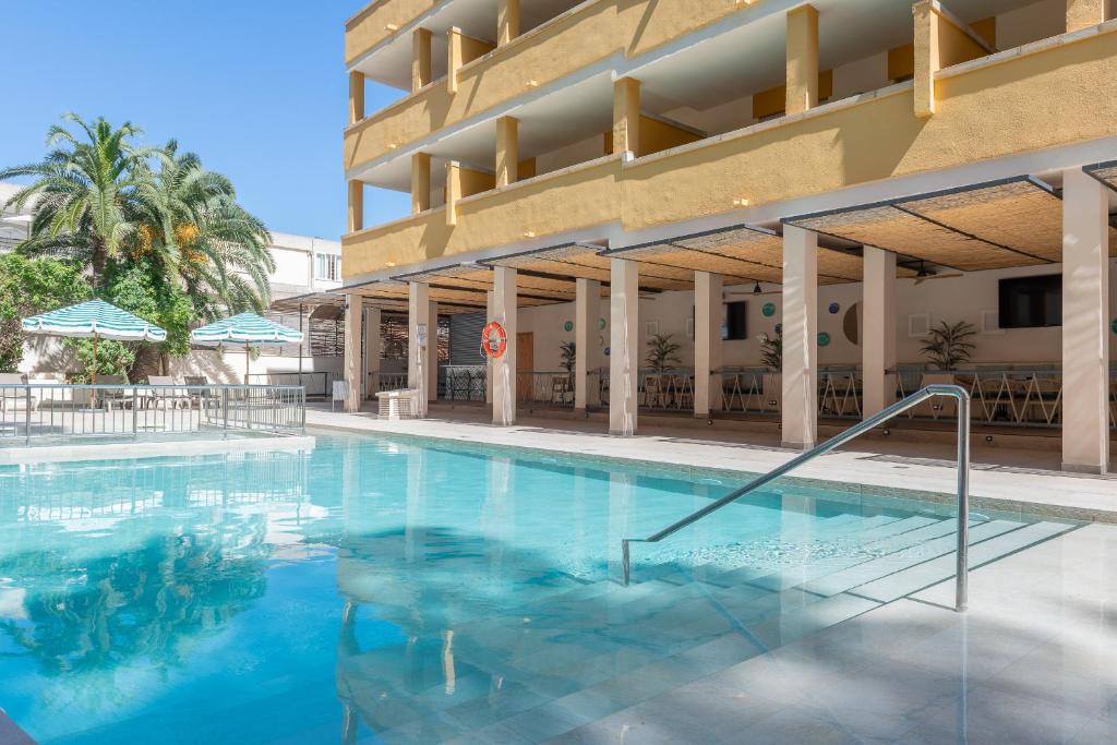 Flor Los Almendros Hotel And Apartaments
