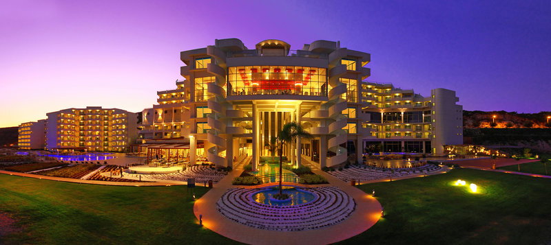 dal travel Elysium Resort & Spa